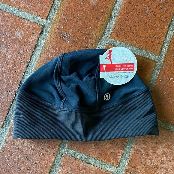 NWT LULULEMON Brisk Run Toque black (running beanie) - Picture 1 of 5